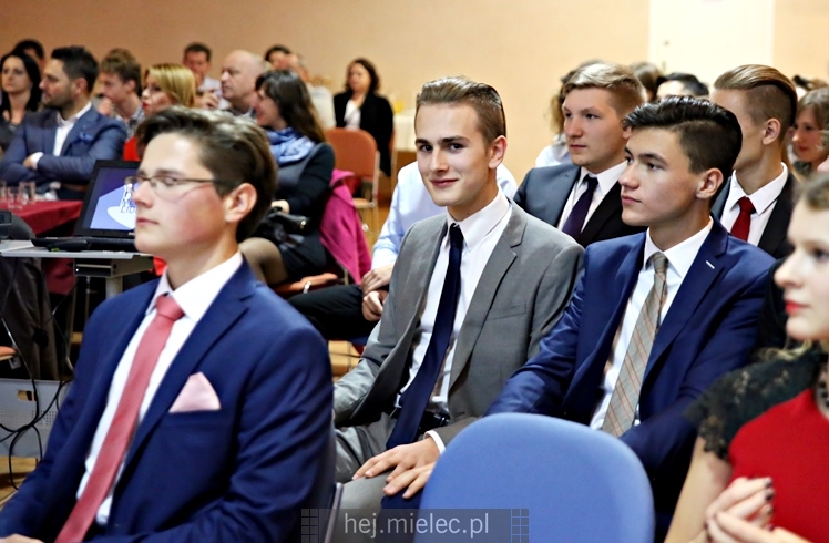 Fundacja Klub Młodych Liderów podsumowała 2016 rok