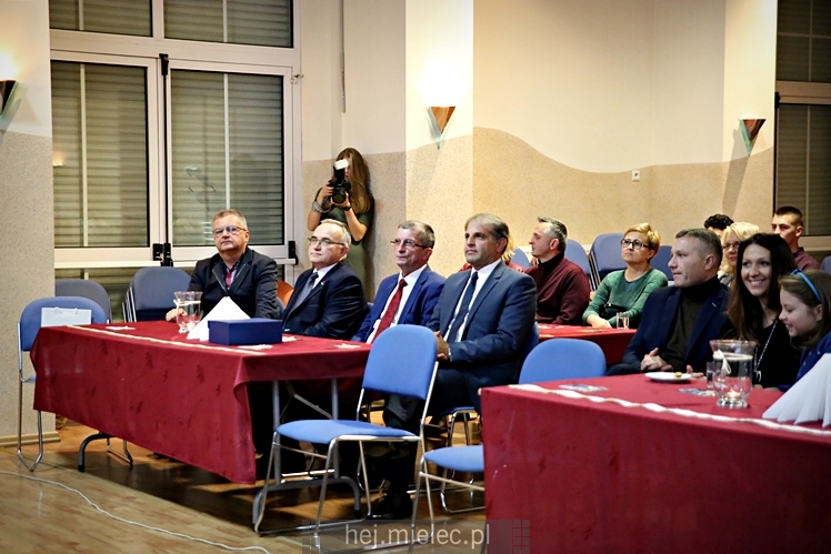 Fundacja Klub Młodych Liderów podsumowała 2016 rok