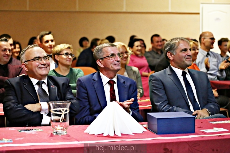 Fundacja Klub Młodych Liderów podsumowała 2016 rok