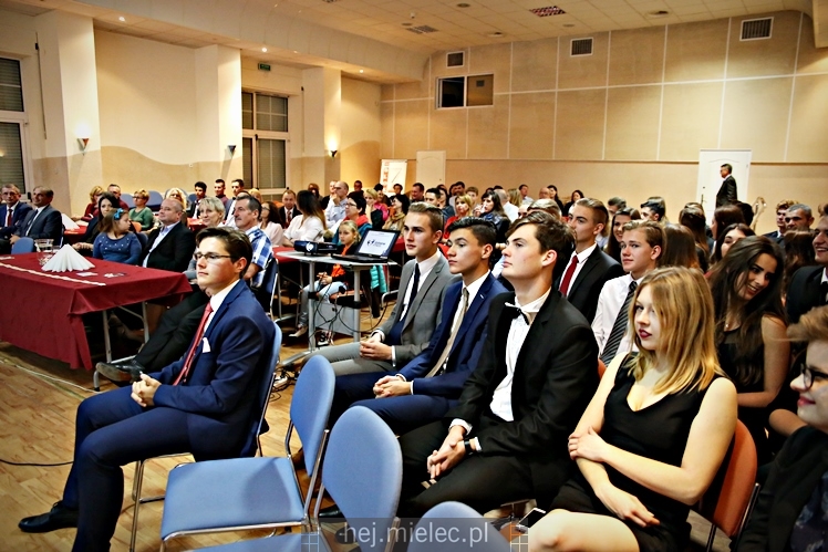 Fundacja Klub Młodych Liderów podsumowała 2016 rok