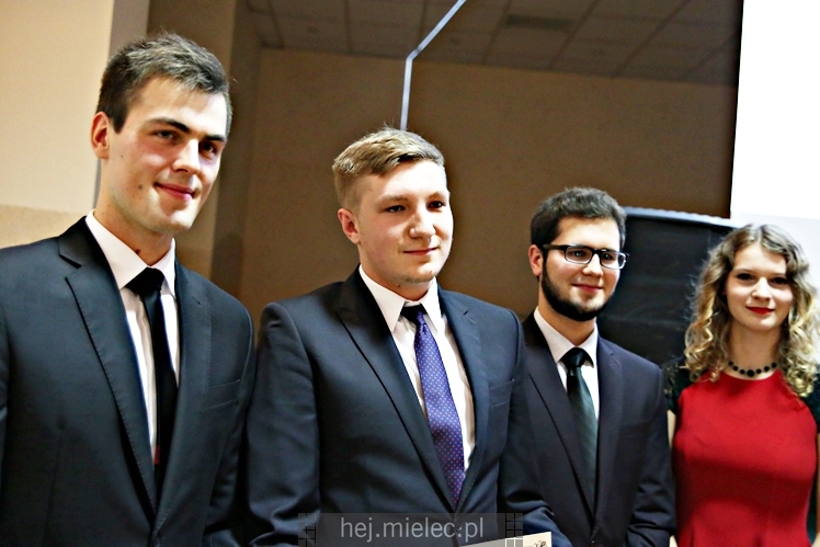 Fundacja Klub Młodych Liderów podsumowała 2016 rok