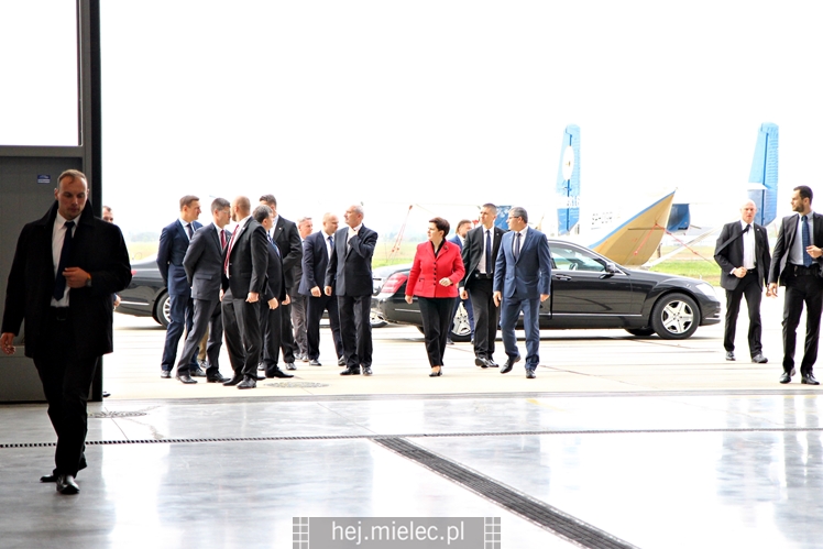 Beata Szydło i Antoni Macierewicz odwiedzili PZL Mielec