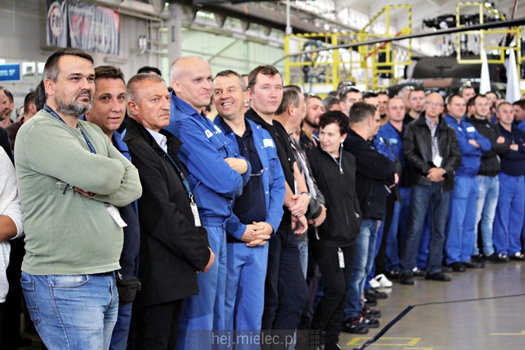 Beata Szydło i Antoni Macierewicz odwiedzili PZL Mielec