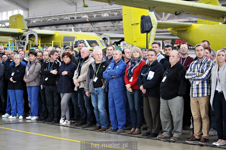 Beata Szydło i Antoni Macierewicz odwiedzili PZL Mielec