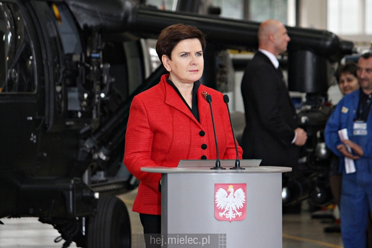 Beata Szydło i Antoni Macierewicz odwiedzili PZL Mielec