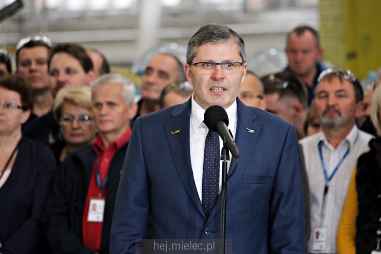 Beata Szydło i Antoni Macierewicz odwiedzili PZL Mielec