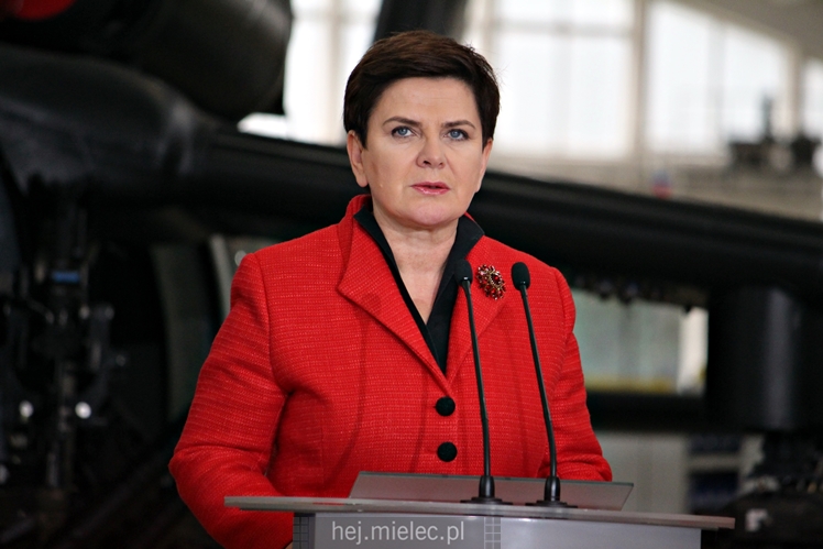 Beata Szydło i Antoni Macierewicz odwiedzili PZL Mielec