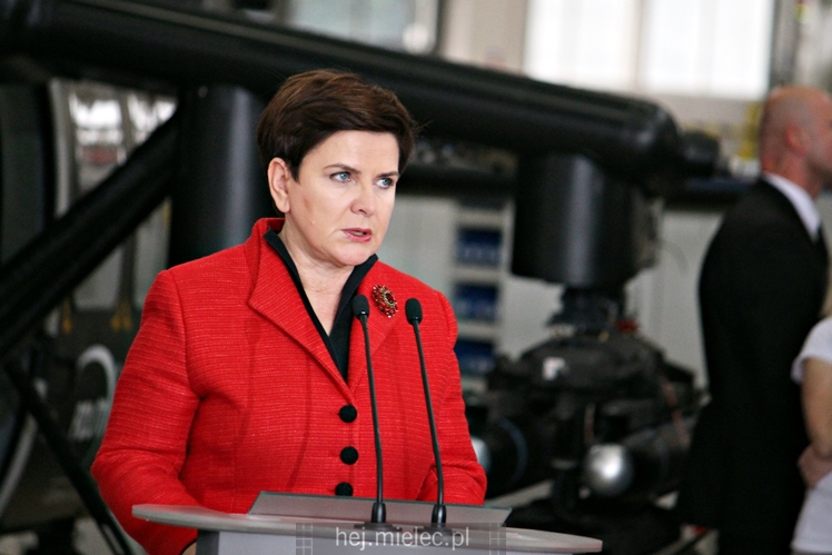 Beata Szydło i Antoni Macierewicz odwiedzili PZL Mielec
