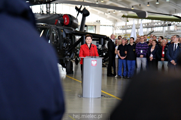 Beata Szydło i Antoni Macierewicz odwiedzili PZL Mielec