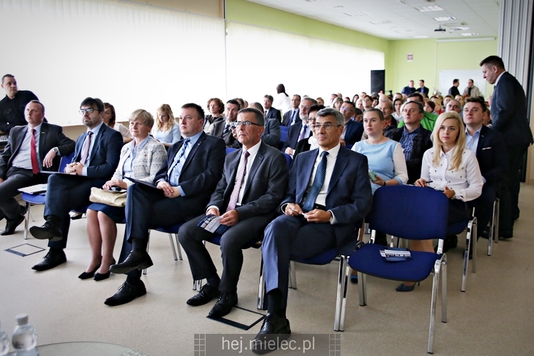 Konferencja inaugurująca projekt ?Mielec stawia na zawodowców?