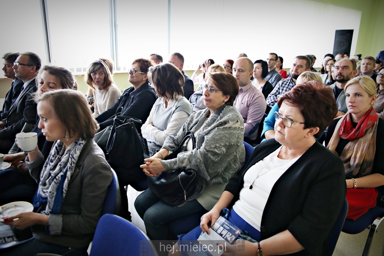 Konferencja inaugurująca projekt ?Mielec stawia na zawodowców?