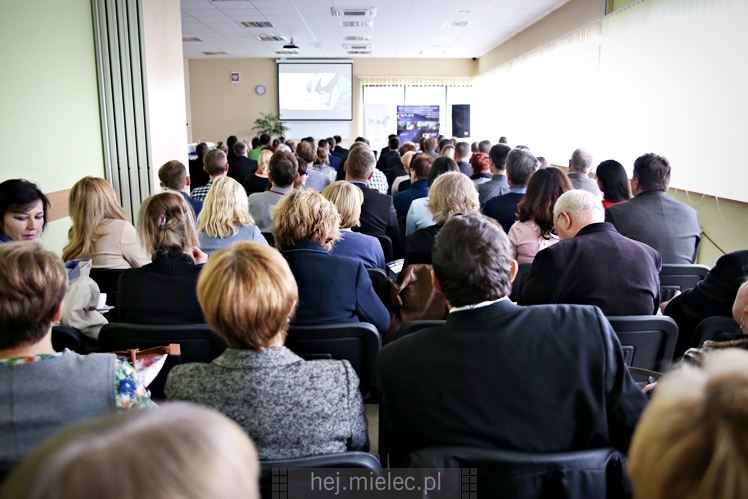 Konferencja inaugurująca projekt ?Mielec stawia na zawodowców?