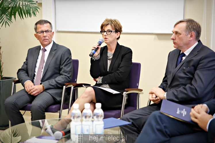 Konferencja inaugurująca projekt ?Mielec stawia na zawodowców?