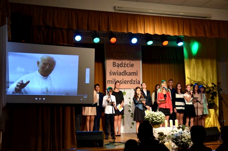 Dzień Papieski w Chorzelowie