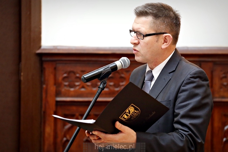 Starosta wręczył nagrody nauczycielom