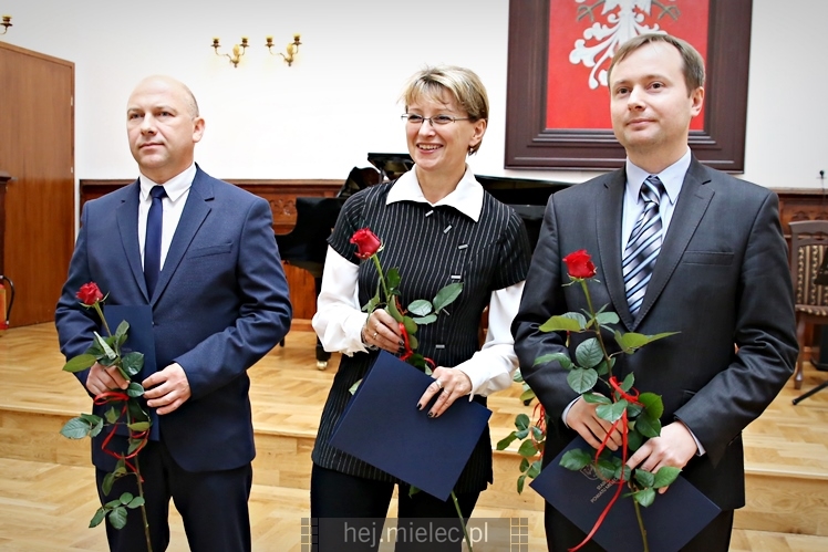 Starosta wręczył nagrody nauczycielom