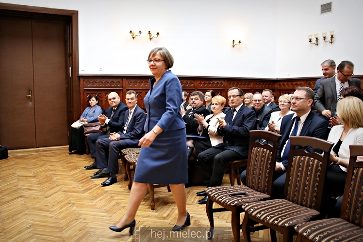 Starosta wręczył nagrody nauczycielom