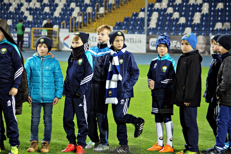 Drużyny Akademii Piłkarskiej FKS Stal Mielec zaprezentowały się kibicom