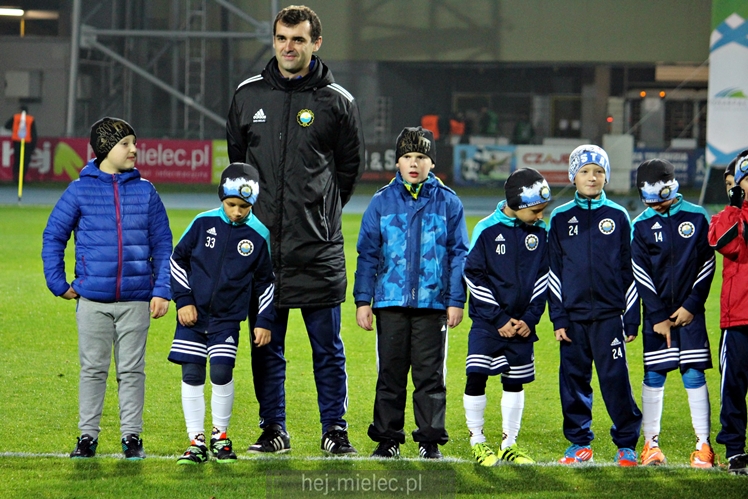 Drużyny Akademii Piłkarskiej FKS Stal Mielec zaprezentowały się kibicom