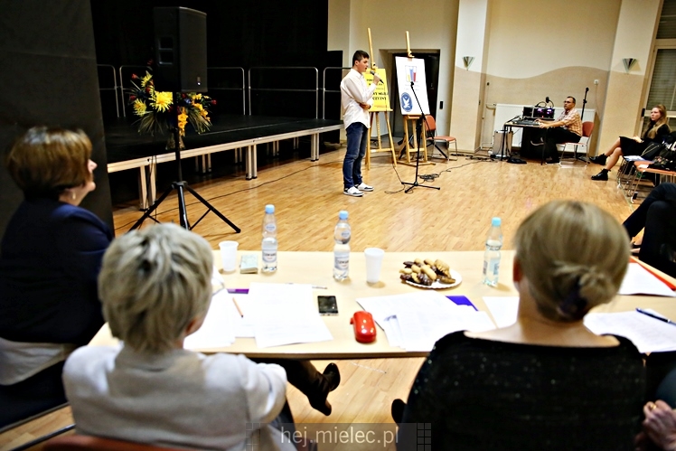 VI edycja Powiatowego Konkursu Poezji i Piosenki ?Barwy mojej Ojczyzny?