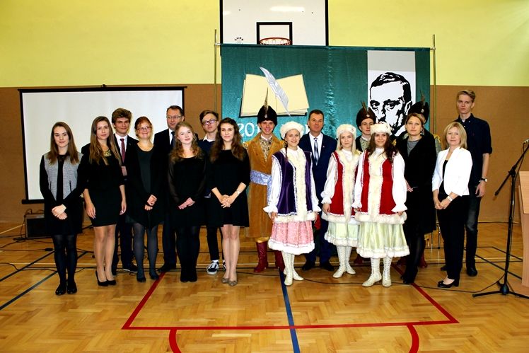 O Henryku Sienkiewiczu w II LO