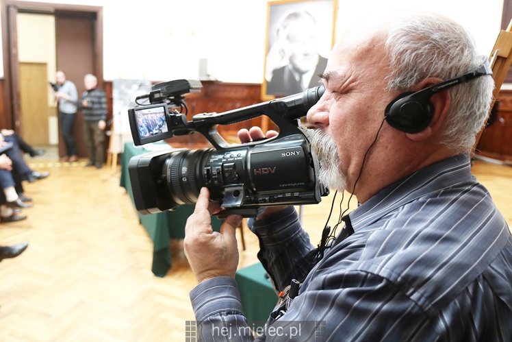 Radni Miejscy zebrali się by rozmawiać o Władysławie Szaferze