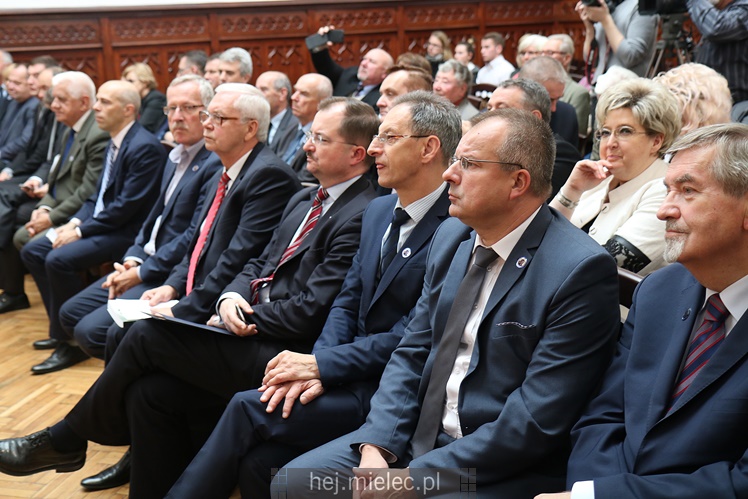 Radni Miejscy zebrali się by rozmawiać o Władysławie Szaferze