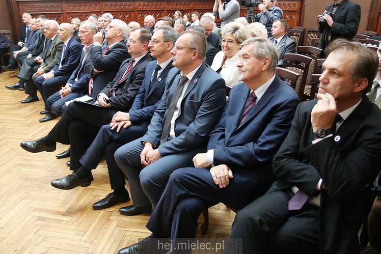 Radni Miejscy zebrali się by rozmawiać o Władysławie Szaferze