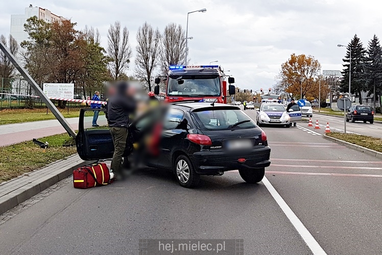 Wypadek na Sienkiewicza! Kobieta w szpitalu