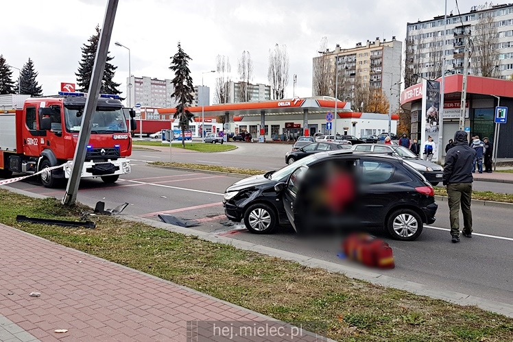 Wypadek na Sienkiewicza! Kobieta w szpitalu