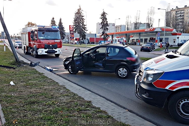 Wypadek na Sienkiewicza! Kobieta w szpitalu