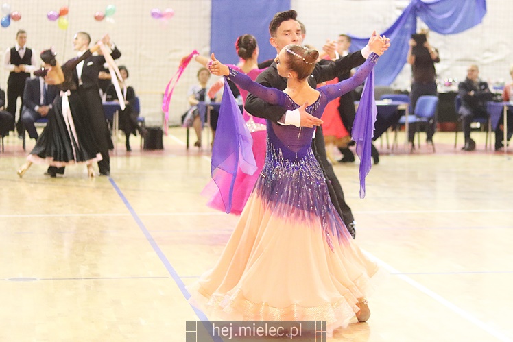 Po raz czwarty w Cmolasie odbył się turniej tańca. Organizator jest z Mielca