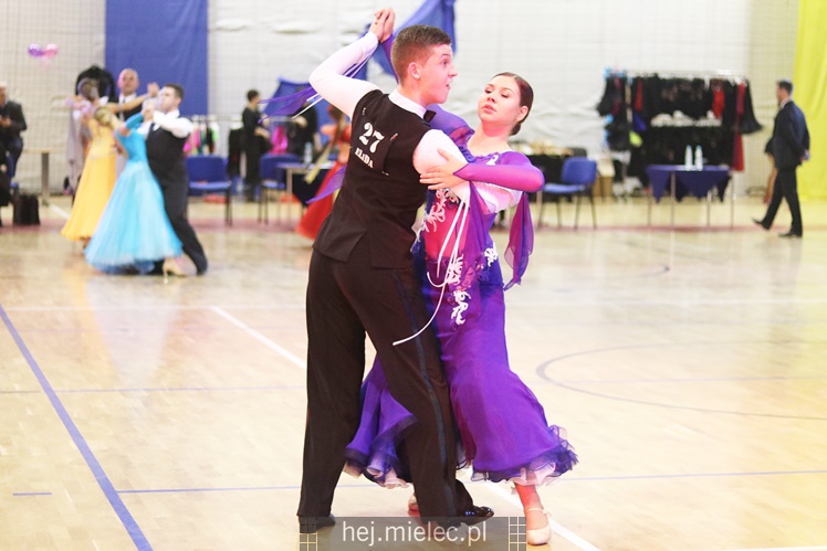 Po raz czwarty w Cmolasie odbył się turniej tańca. Organizator jest z Mielca