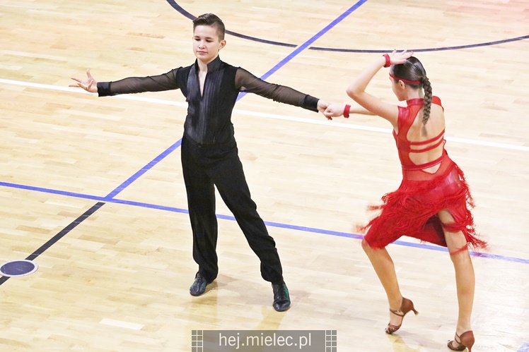 Po raz czwarty w Cmolasie odbył się turniej tańca. Organizator jest z Mielca