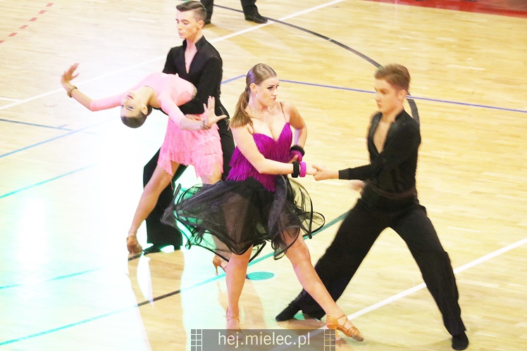 Po raz czwarty w Cmolasie odbył się turniej tańca. Organizator jest z Mielca
