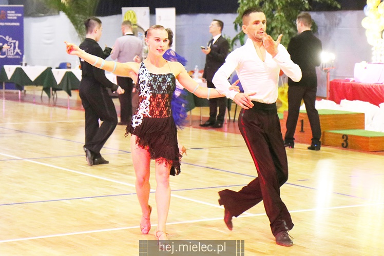 Po raz czwarty w Cmolasie odbył się turniej tańca. Organizator jest z Mielca