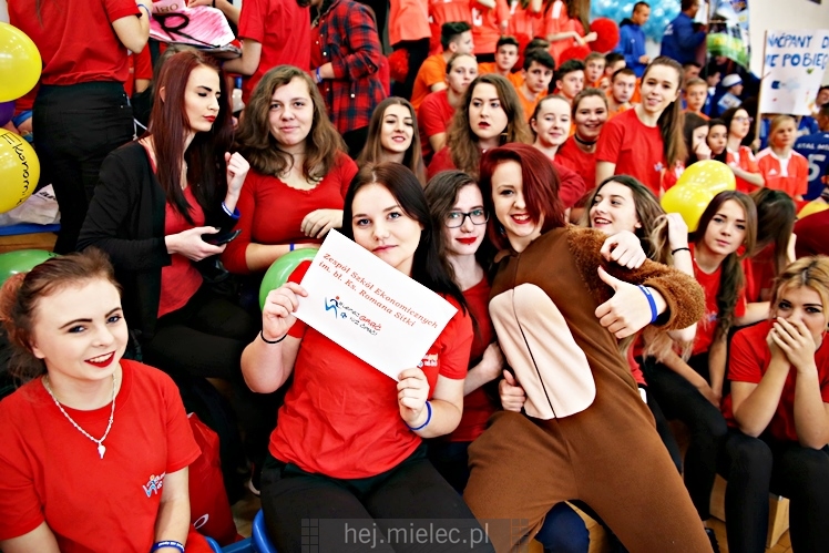 FOOTBAL CHALLENGE - inauguracja projektu #LEPIEJ GRAĆ NIŻ ĆPAĆ!