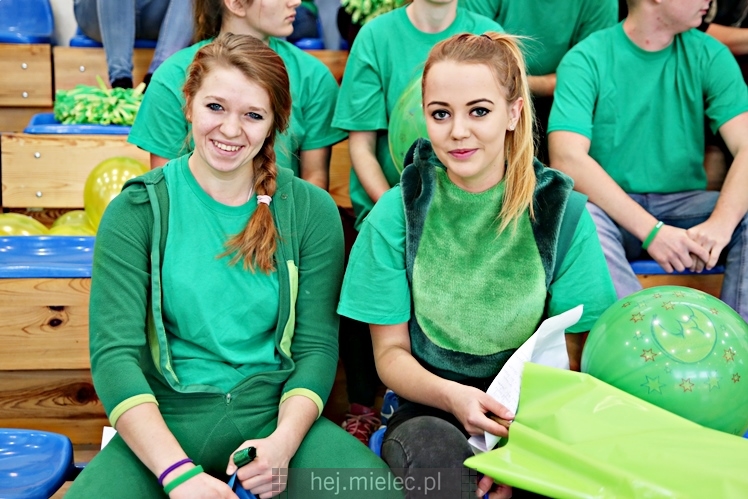 FOOTBAL CHALLENGE - inauguracja projektu #LEPIEJ GRAĆ NIŻ ĆPAĆ!