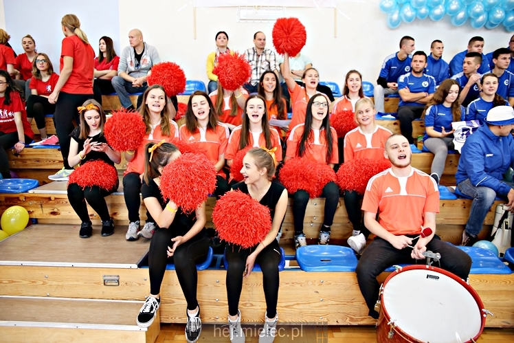 FOOTBAL CHALLENGE - inauguracja projektu #LEPIEJ GRAĆ NIŻ ĆPAĆ!