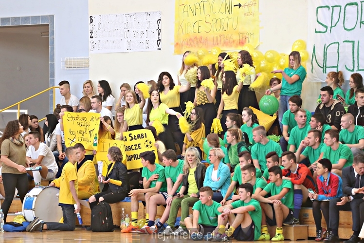 FOOTBAL CHALLENGE - inauguracja projektu #LEPIEJ GRAĆ NIŻ ĆPAĆ!