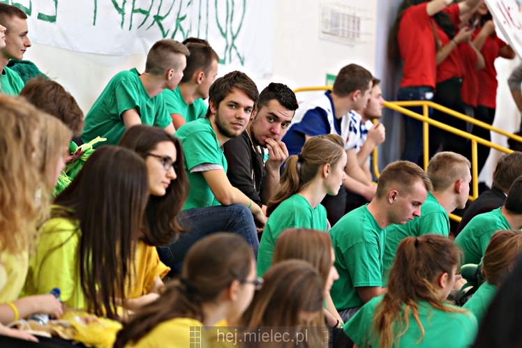 FOOTBAL CHALLENGE - inauguracja projektu #LEPIEJ GRAĆ NIŻ ĆPAĆ!