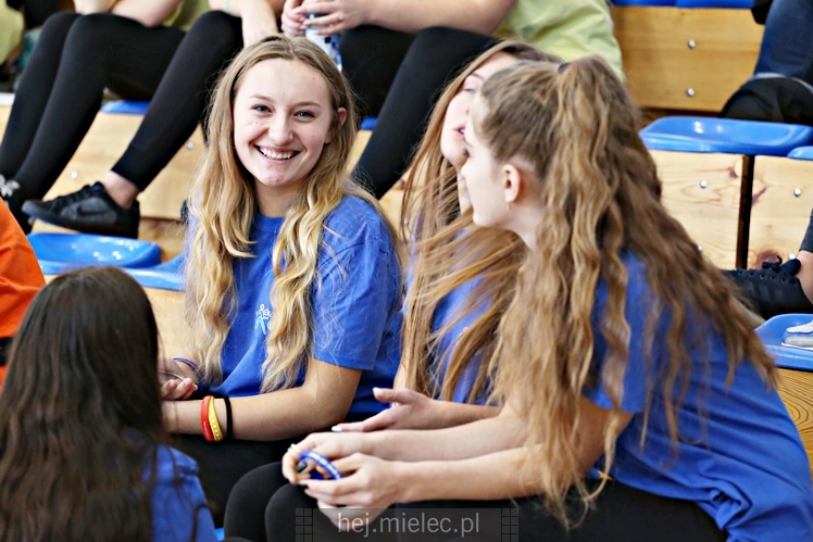 FOOTBAL CHALLENGE - inauguracja projektu #LEPIEJ GRAĆ NIŻ ĆPAĆ!