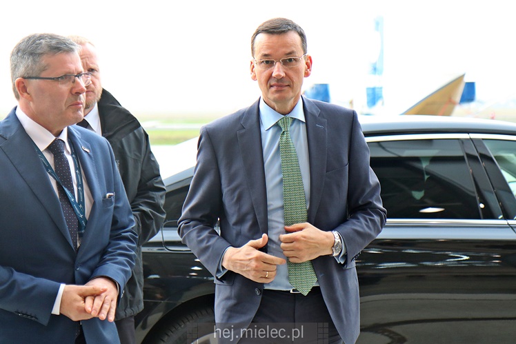 Wicepremier Mateusz Morawiecki oglądał PZL Mielec, w tle sprawa śmigłowców dla wojska