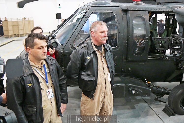 Wicepremier Mateusz Morawiecki oglądał PZL Mielec, w tle sprawa śmigłowców dla wojska