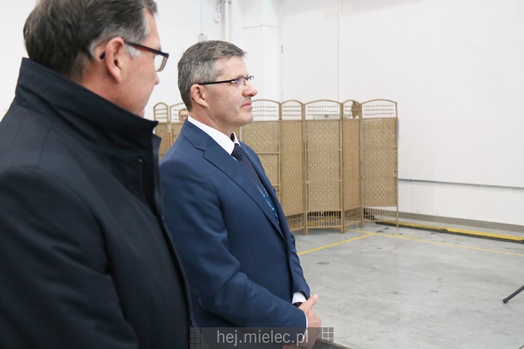 Wicepremier Mateusz Morawiecki oglądał PZL Mielec, w tle sprawa śmigłowców dla wojska