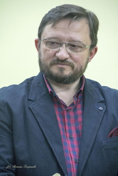 Mirosław Welz promował w Mielcu tomik poezji ?Pestki?