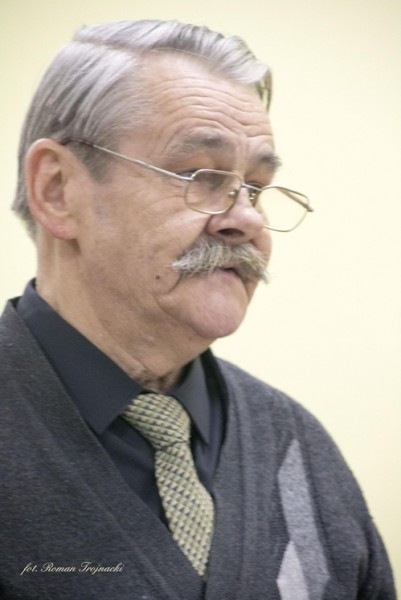 Mirosław Welz promował w Mielcu tomik poezji ?Pestki?