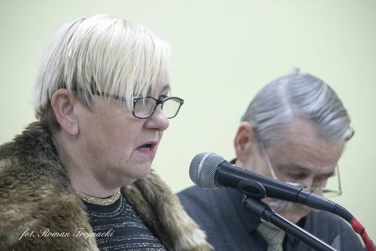 Mirosław Welz promował w Mielcu tomik poezji ?Pestki?