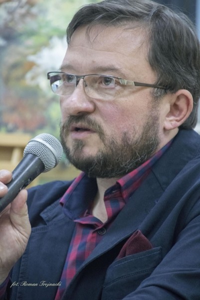Mirosław Welz promował w Mielcu tomik poezji ?Pestki?