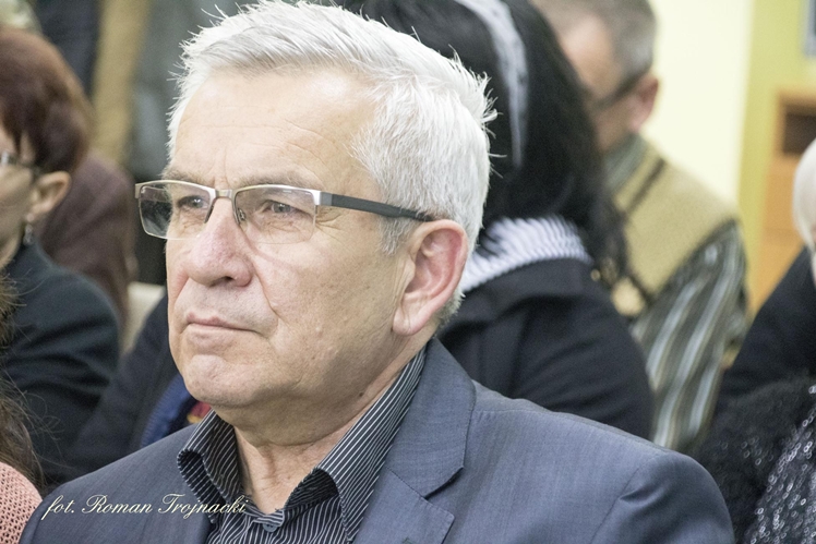 Mirosław Welz promował w Mielcu tomik poezji ?Pestki?